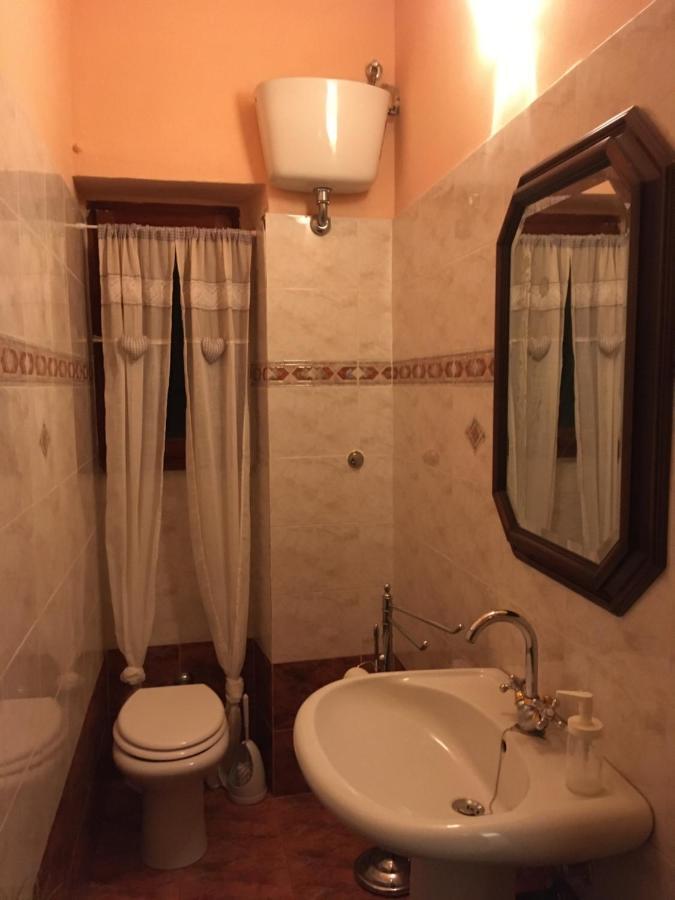 Dimora Rossetti Apartment Volterra Bagian luar foto