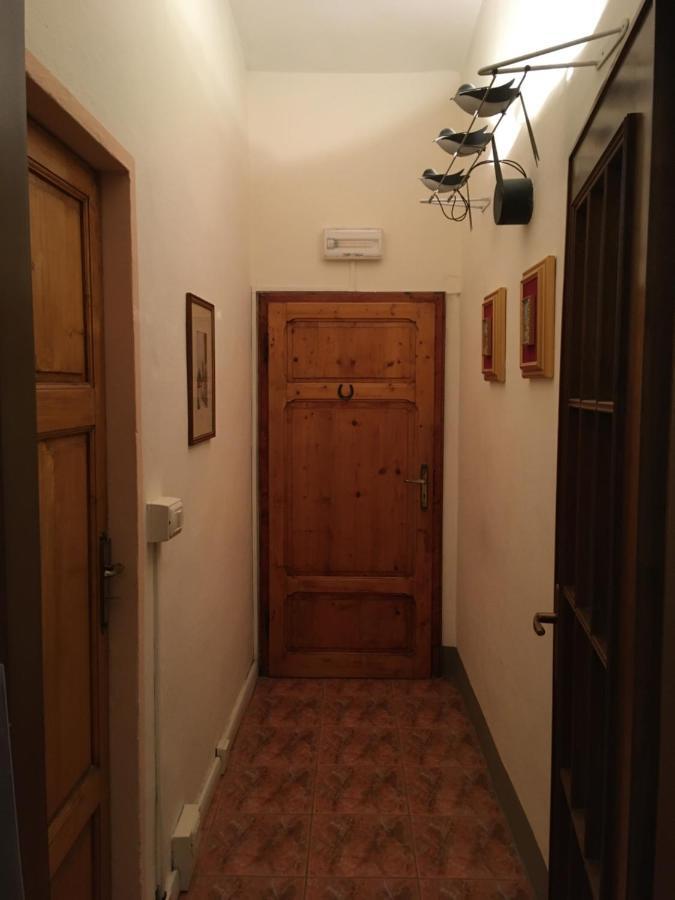 Dimora Rossetti Apartment Volterra Bagian luar foto